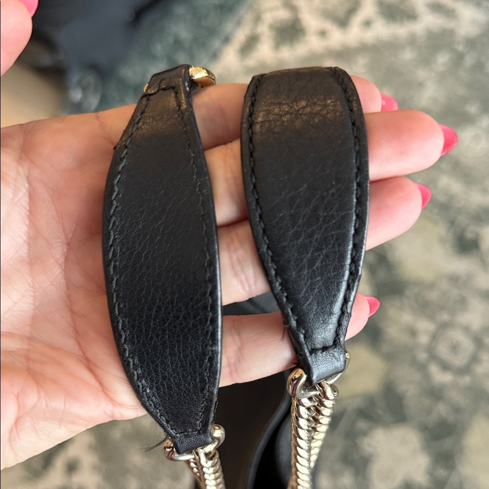 Authentic Gucci Soho black Shoulder Bag - Picture 2 of 9